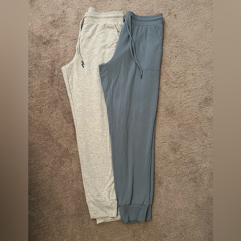 Casual Jogger Pants Set of 2 in Gray and Blue